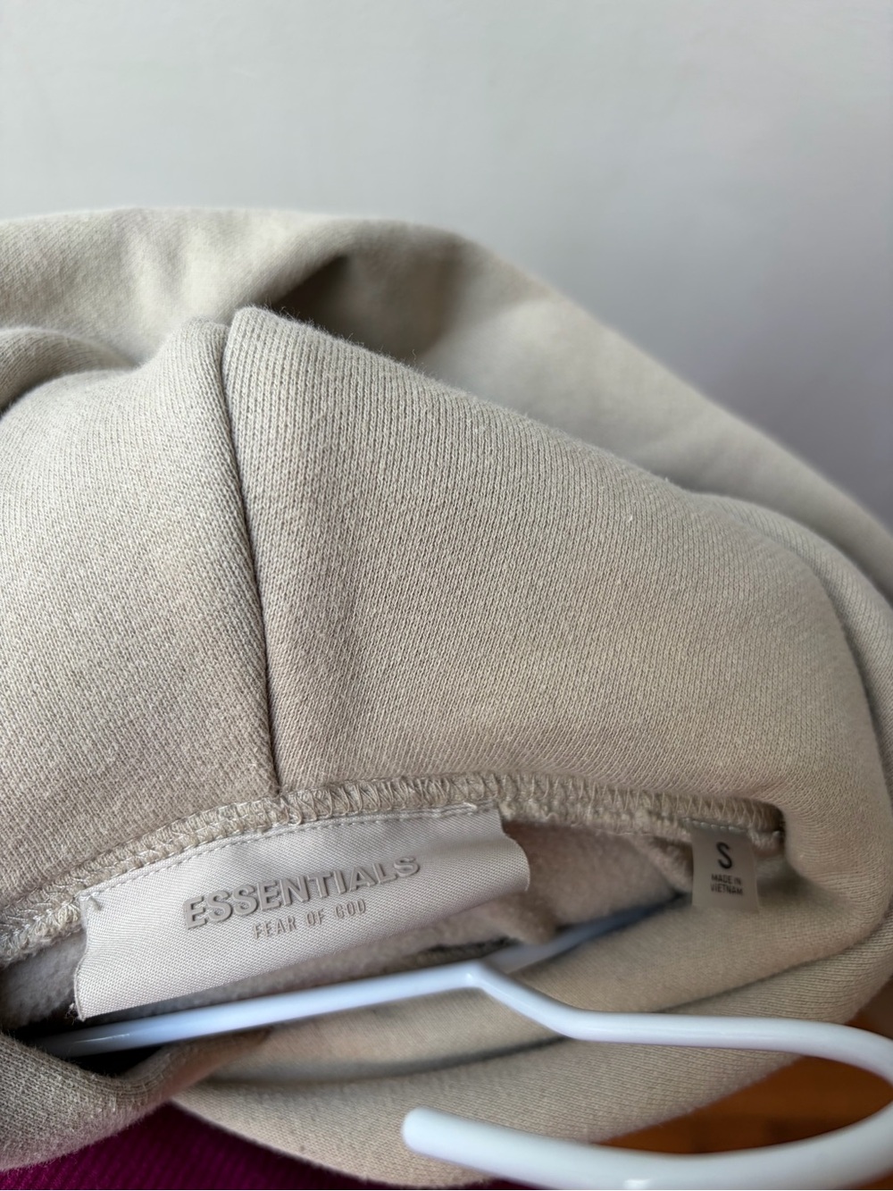 Fear of God ESSENTIALS Taupe Raglan Hoodie - Picture 4 of 4